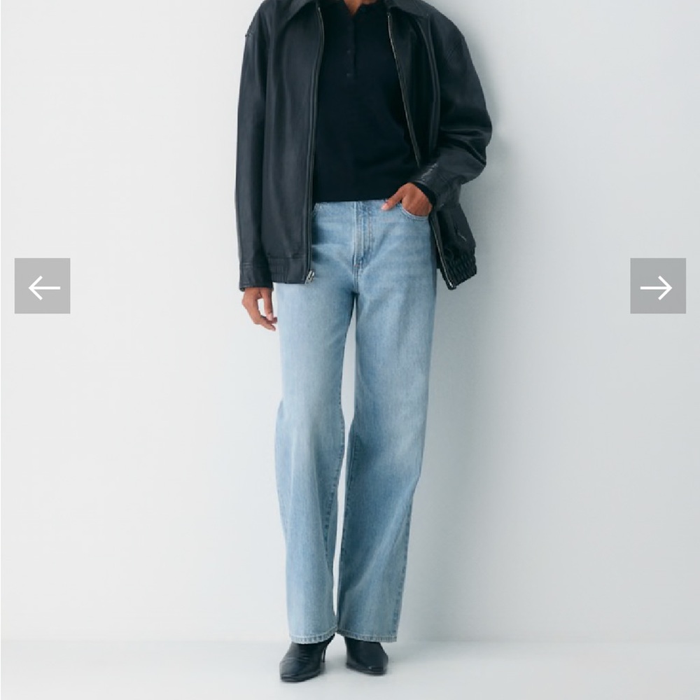 Denim Forum
The Farrah Hi-rise Wide Jean